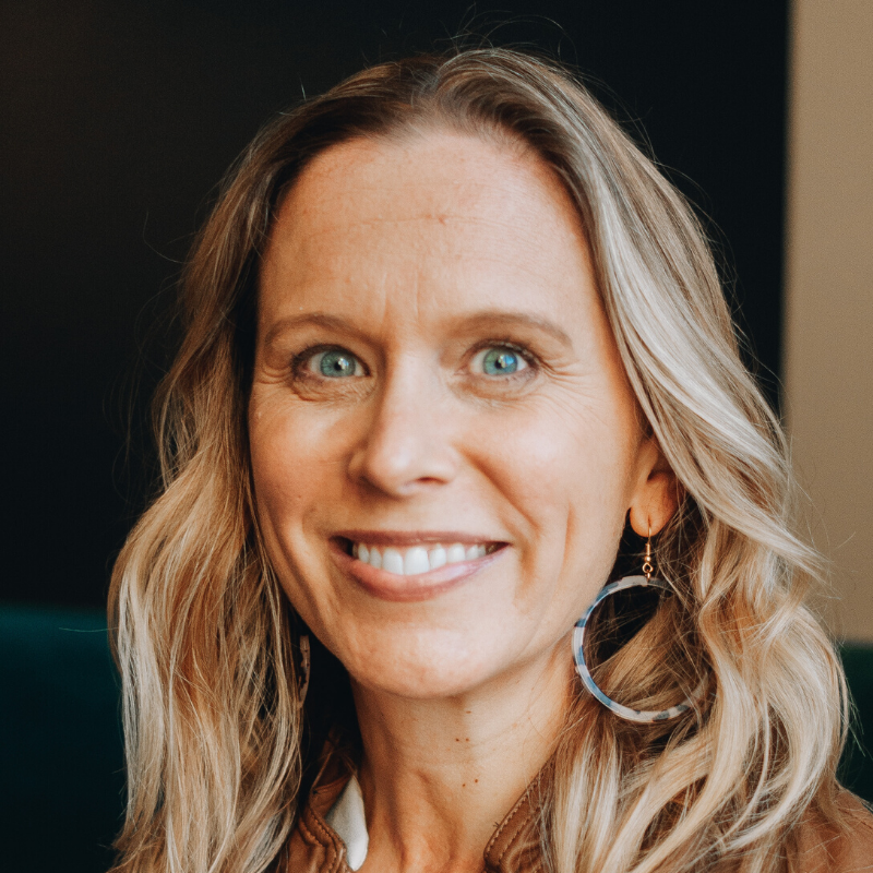 Julie Ross
